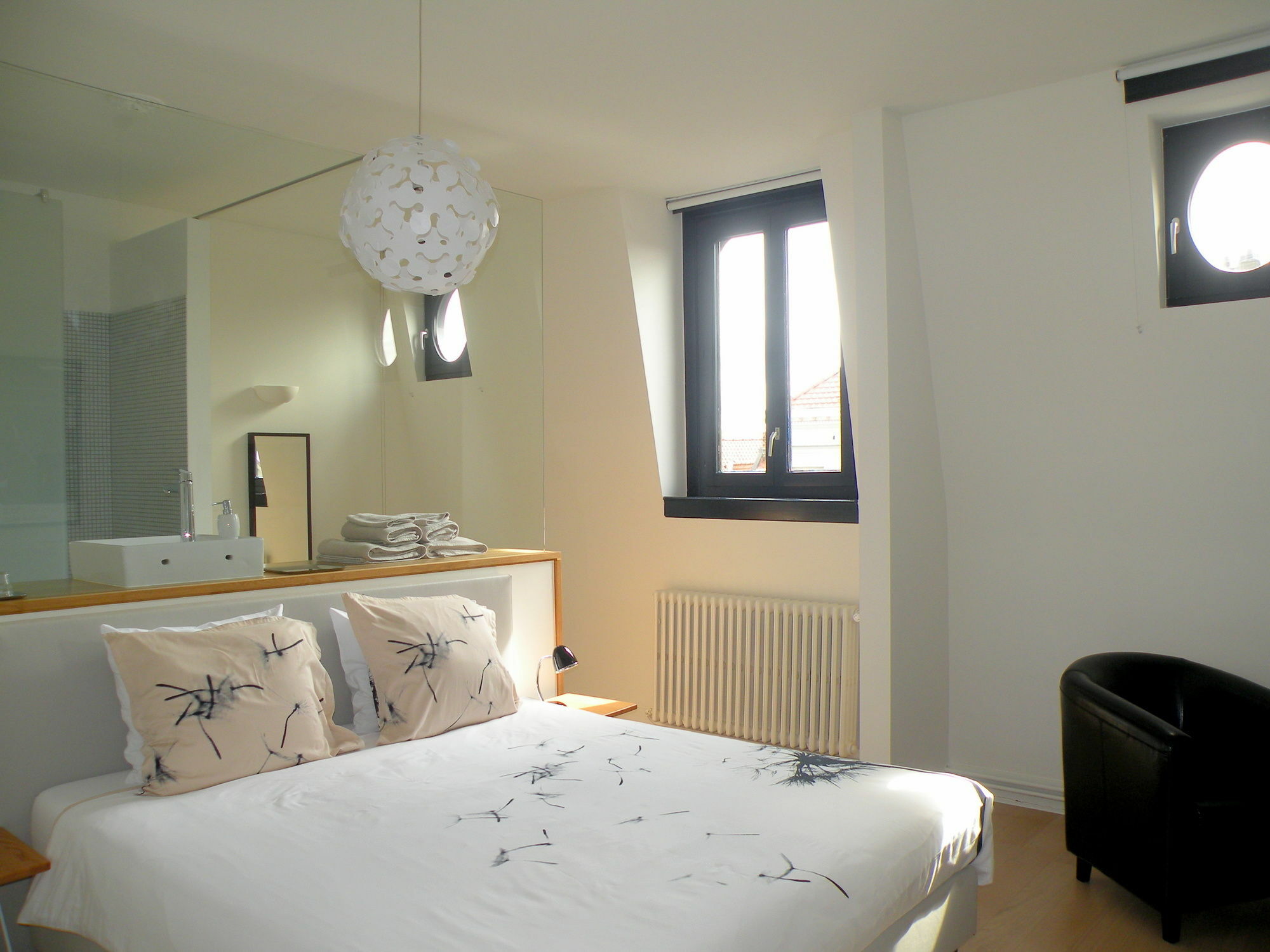 B&B Living In Brusel, Urban B&B Etterbeek Экстерьер фото